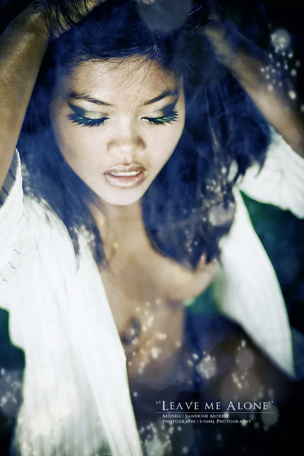 Leave Me Alone — photographie 2